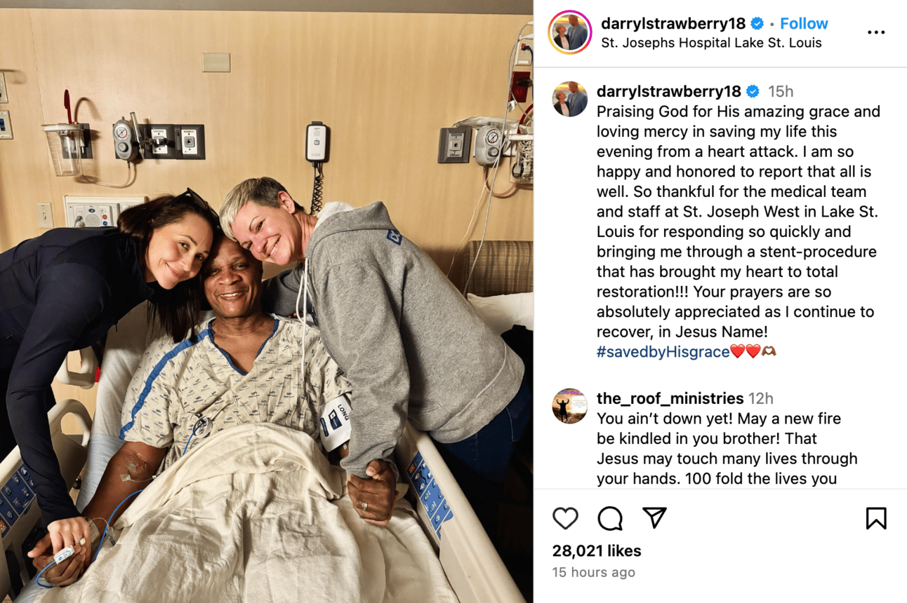Daryl Strawberry in a hospital bed, smiling, wit his wife and daughter