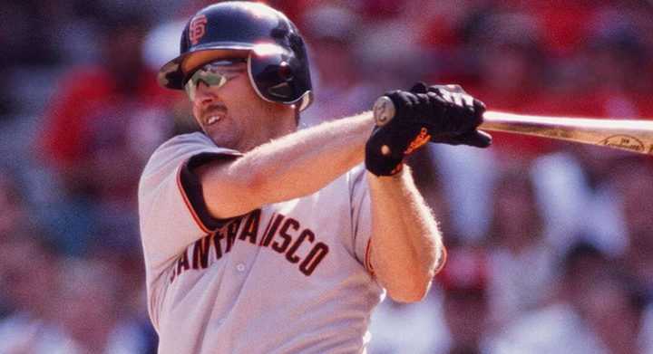 Jeff Kent swinging a bat